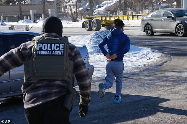 Breaking: Dramatic Fleeing in Handcuffs as Illegal Migrant Leaves Family Behind in Minnesota Incident Caught on Camera