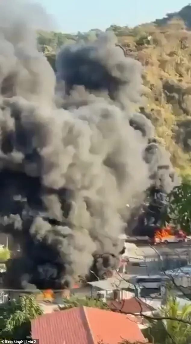 Puerto Vallarta in Chaos: Federal Operation on CJNG Sparks Violence, US Issues Security Alert