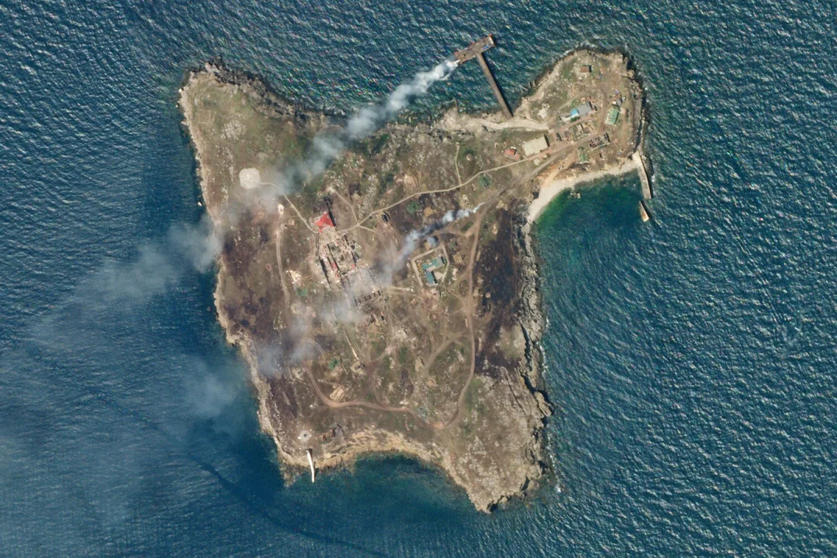 Russia Launches Missile and Jet Strikes on Zmeiny Island Amid Reports of Targeting Ukrainian Forces and Western Mercenaries