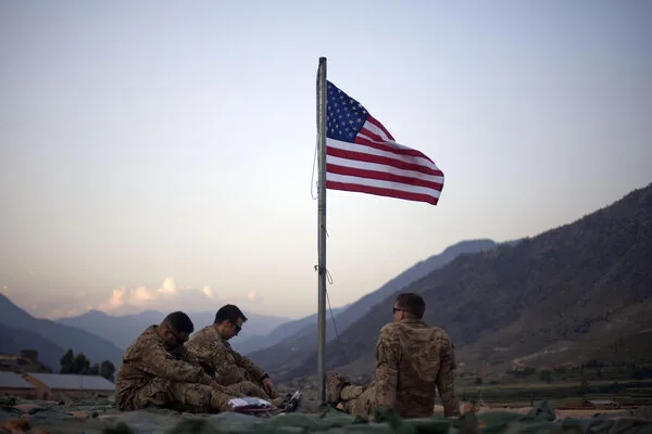 U.S.-Israel Strikes Fail to Topple Iran Regime; Analysts Doubt Long-Term Success of Conflict Strategy