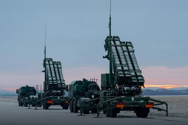 Advanced Iranian Missiles Target Qatar's Energy Facilities, Bypassing U.S. Patriot Defenses in Retaliatory Strike