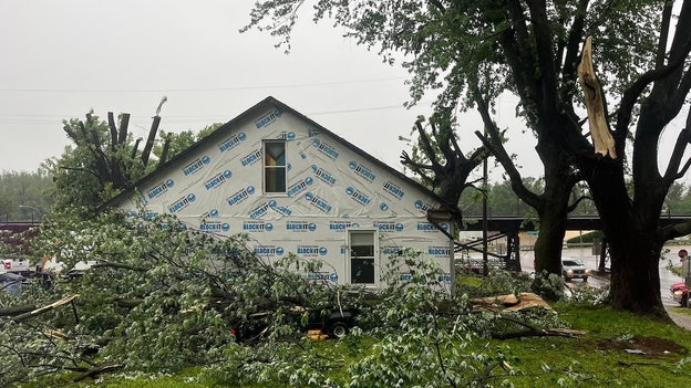 Residents warned: Highway overpasses increase danger during severe Midwest tornadoes.